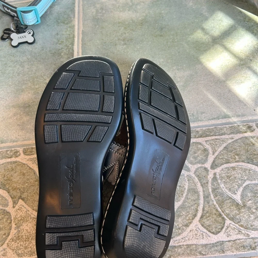 Natural Soul brown padded sandal